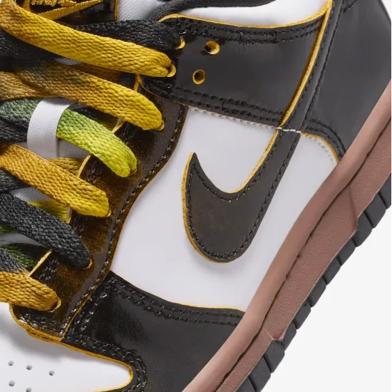 Кросівки Nike Dunk Low SE HQ9294-100