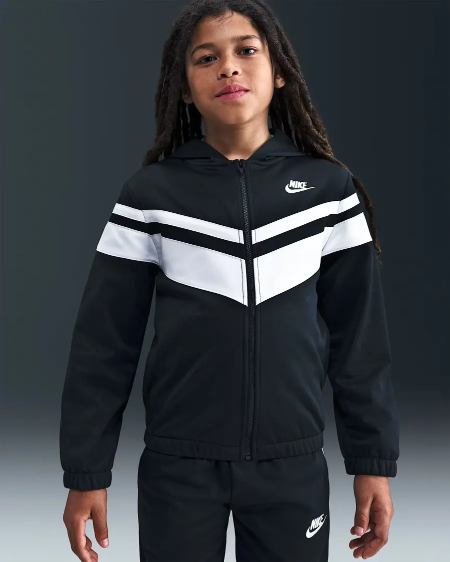 Спортивний костюм Nike Sportswear HQ9316-010