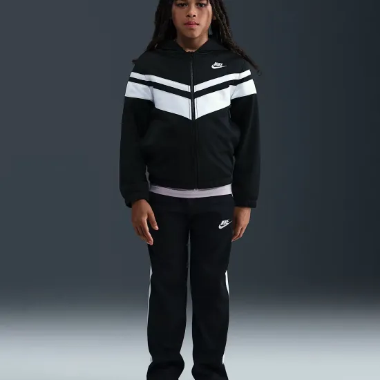 Спортивний костюм Nike Sportswear HQ9316-010