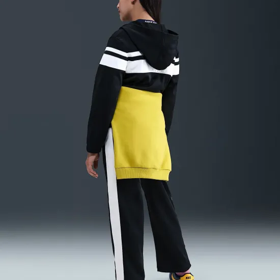 Спортивний костюм Nike Sportswear HQ9316-010