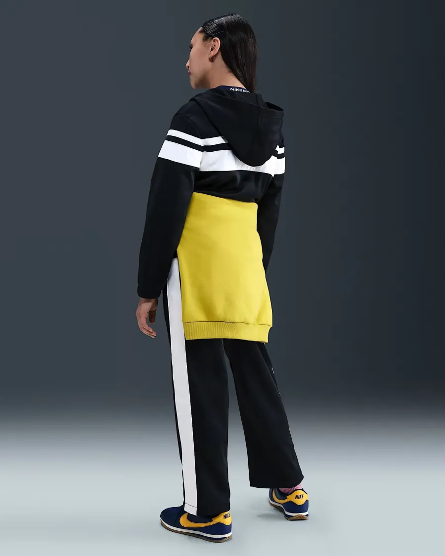 Спортивний костюм Nike Sportswear HQ9316-010
