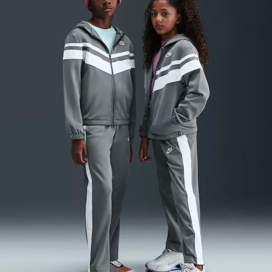 Спортивний костюм Nike Sportswear HQ9316-084