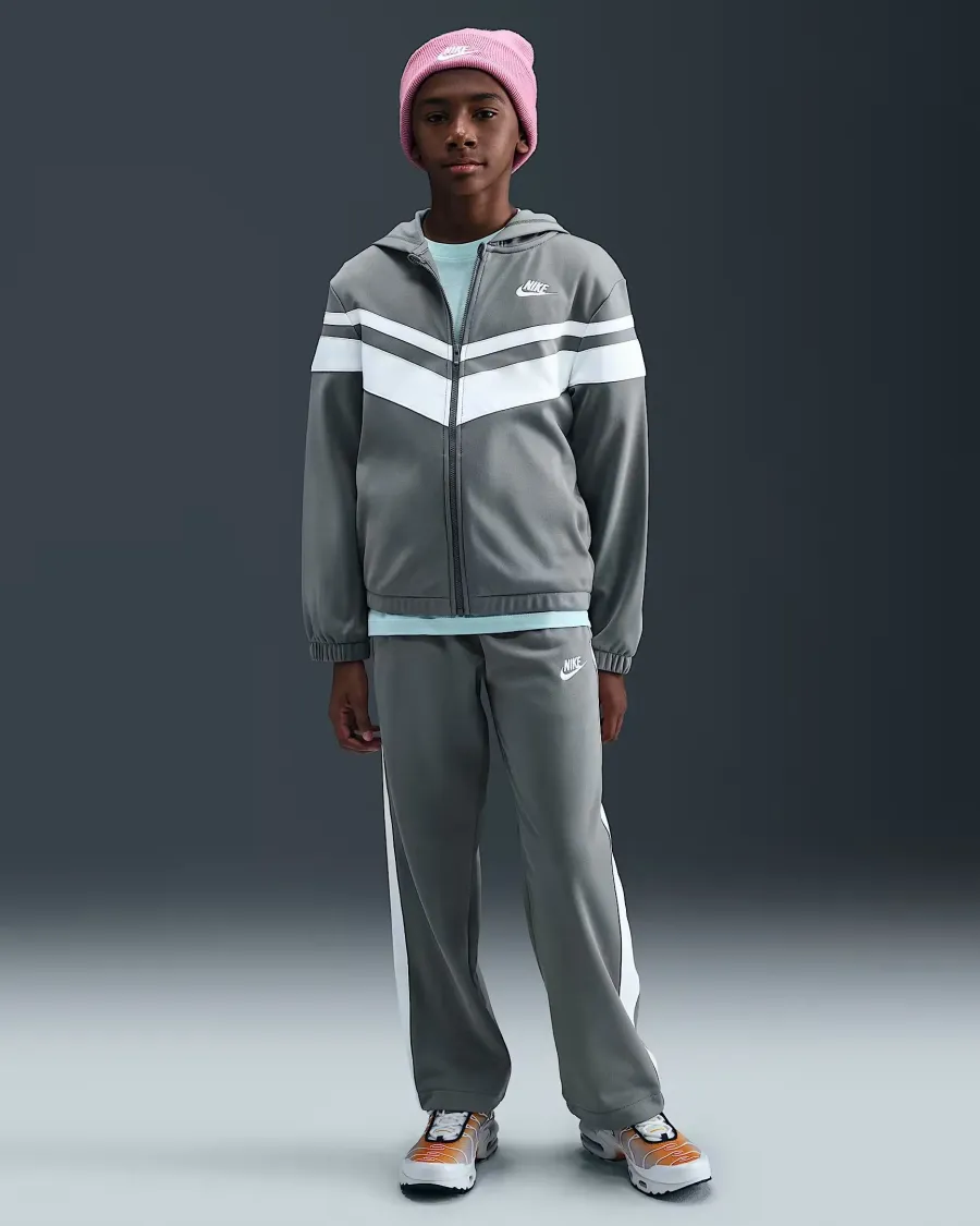 Спортивний костюм Nike Sportswear HQ9316-084
