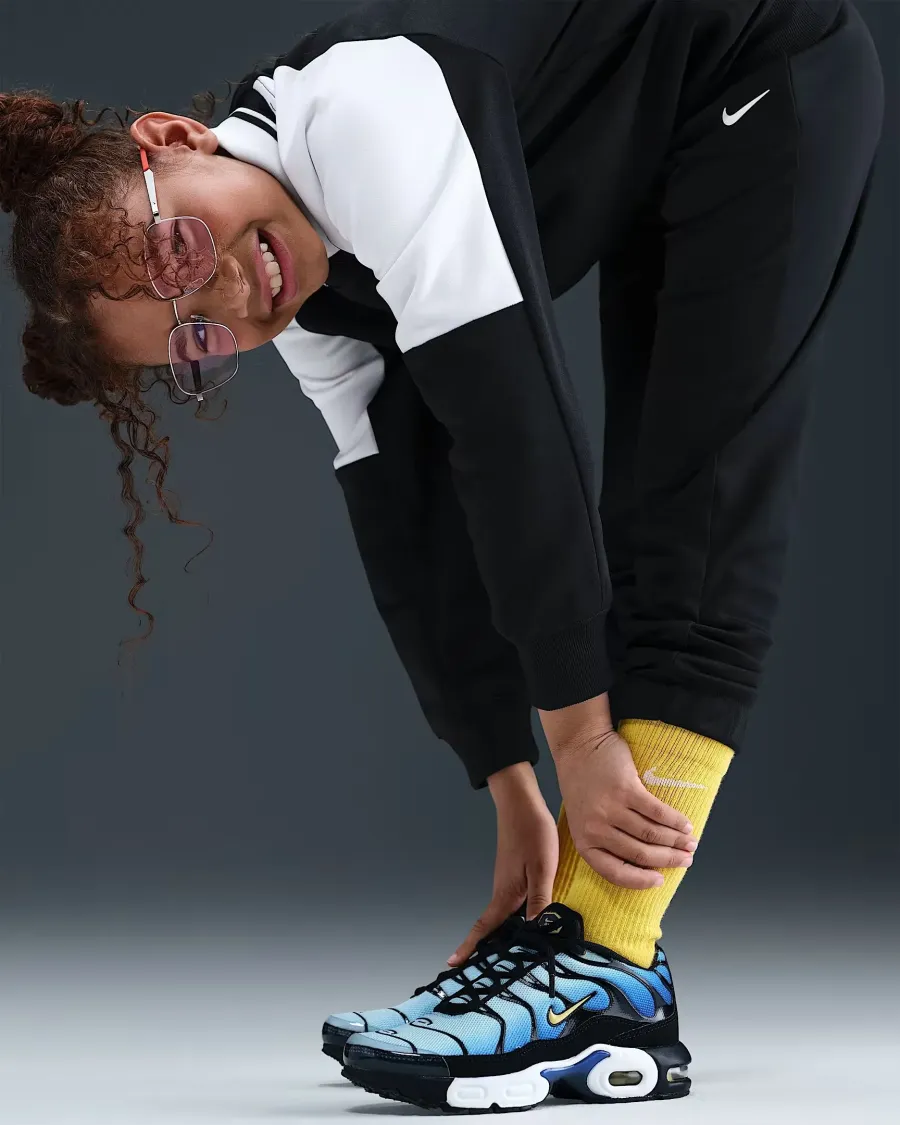 Спортивний костюм Nike Sportswear Club Fleece HQ9317-010
