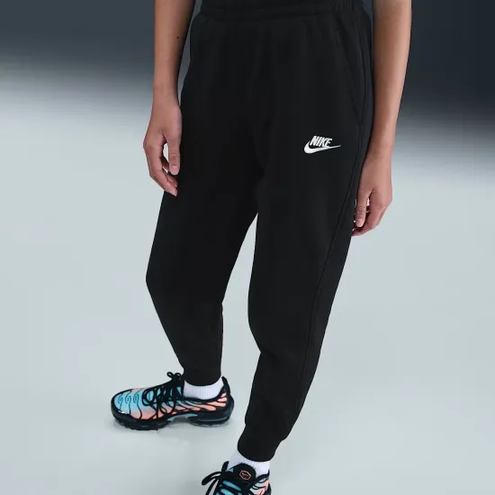 Спортивний костюм Nike Sportswear Club Fleece Tracksuit HQ9318-010