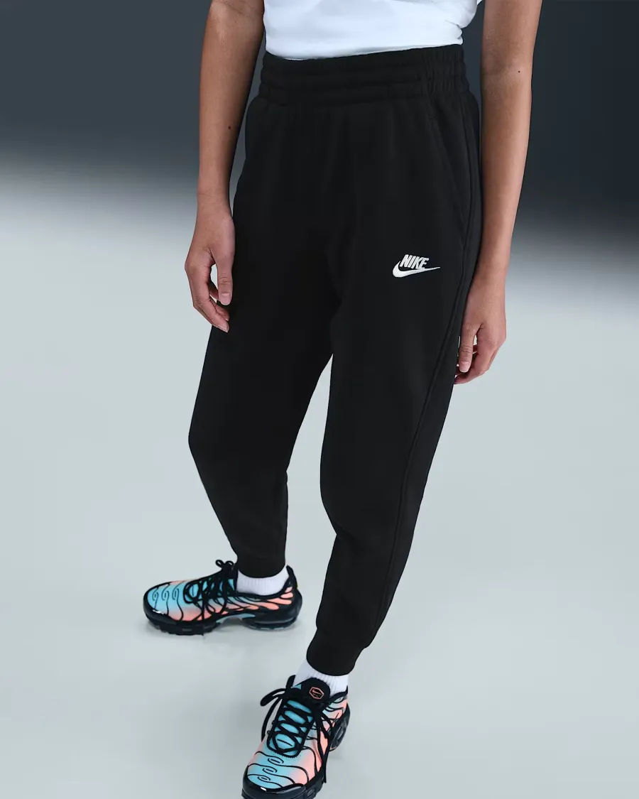 Спортивний костюм Nike Sportswear Club Fleece Tracksuit HQ9318-010