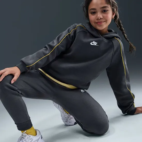 Спортивний костюм Nike Sportswear Club Fleece Tracksuit HQ9318-060