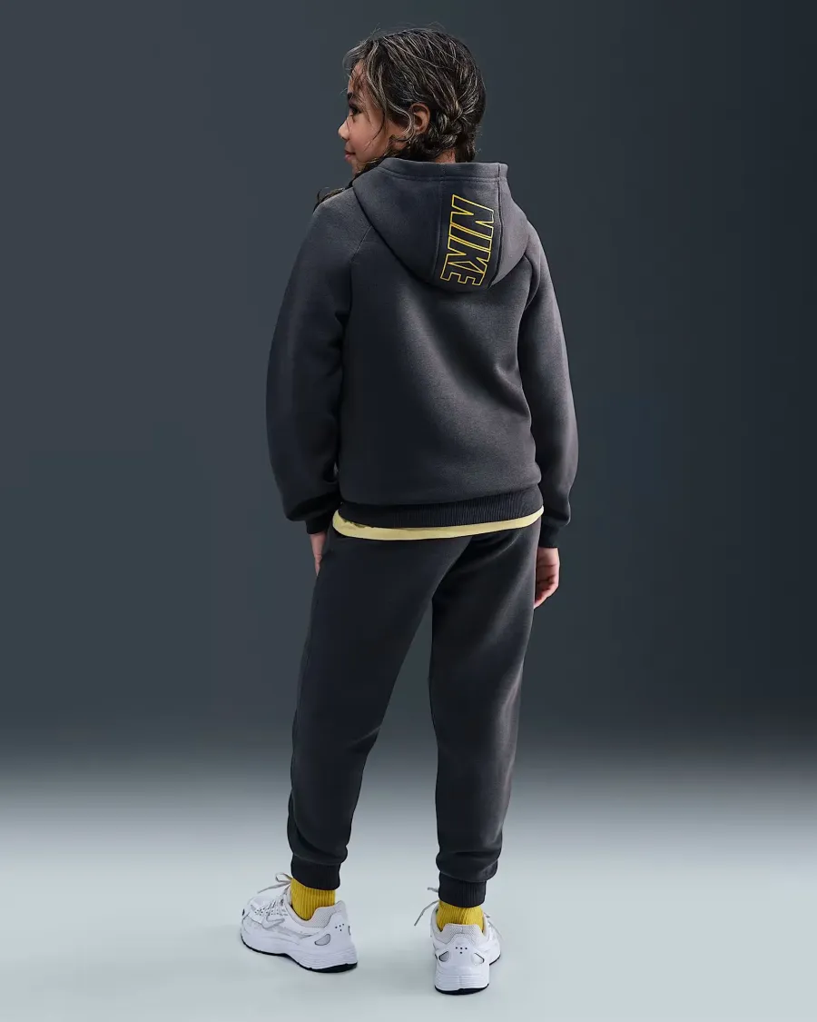 Спортивний костюм Nike Sportswear Club Fleece Tracksuit HQ9318-060