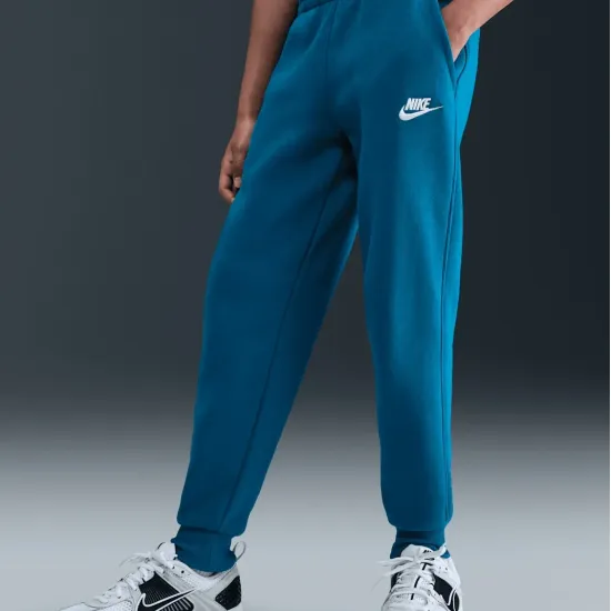Спортивний костюм Nike Sportswear Club Fleece Tracksuit HQ9318-301