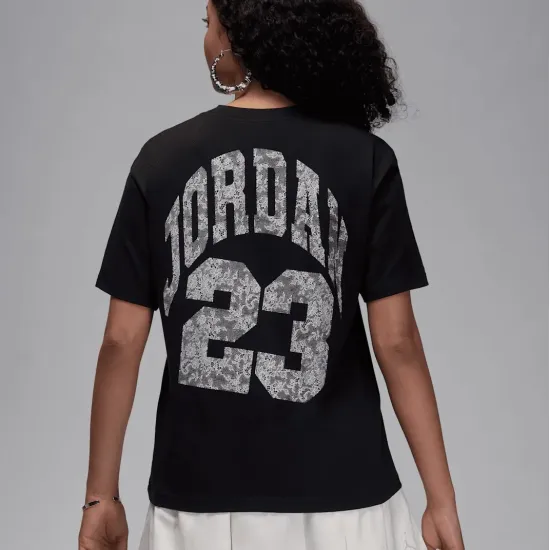 Футболка Nike Air Jordan Brooklyn Graphic Tee Lace HV0198-010
