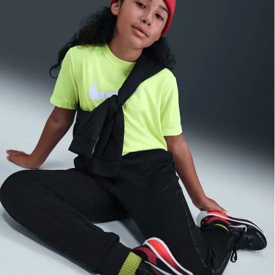 Штани Nike Sportswear Multi Dri-FIT HV0654-010