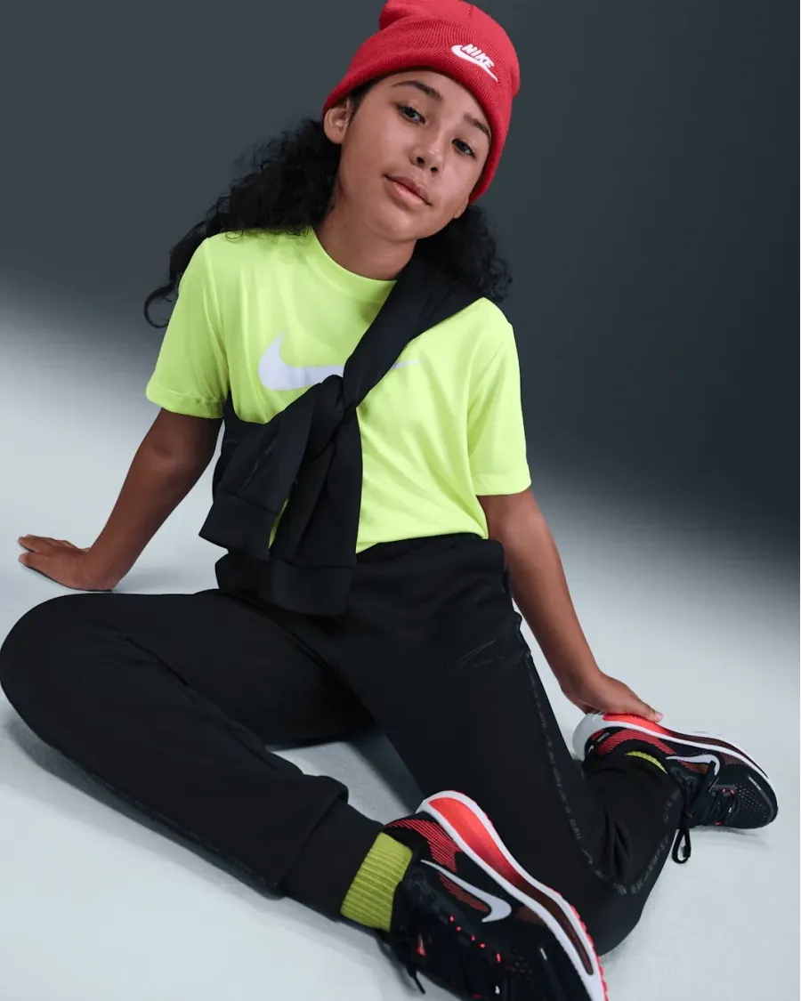 Штани Nike Sportswear Multi Dri-FIT HV0654-010