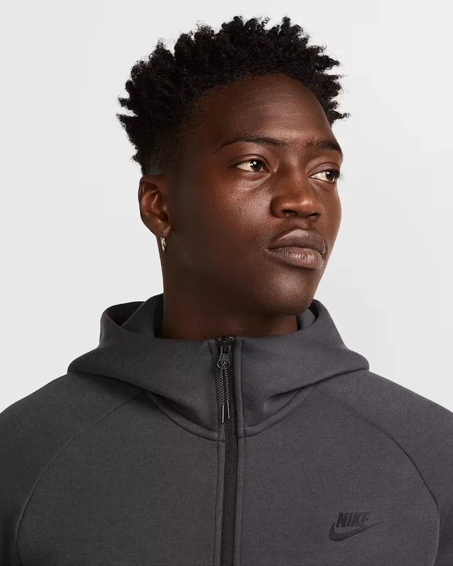 Кофта Nike Tech Full-Zip Windrunner HV0949-061