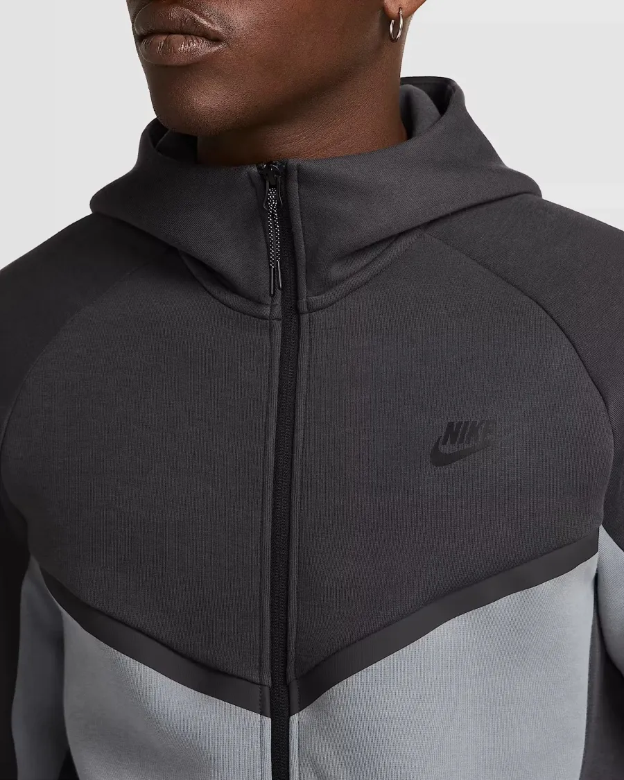 Кофта Nike Tech Full-Zip Windrunner HV0949-061