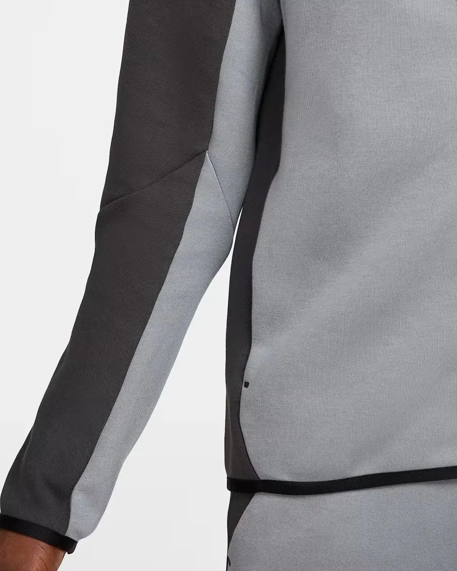 Кофта Nike Tech Full-Zip Windrunner HV0949-061