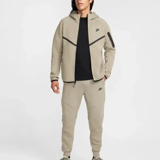 Кофта Nike Tech Full-Zip Windrunner HV0949-320