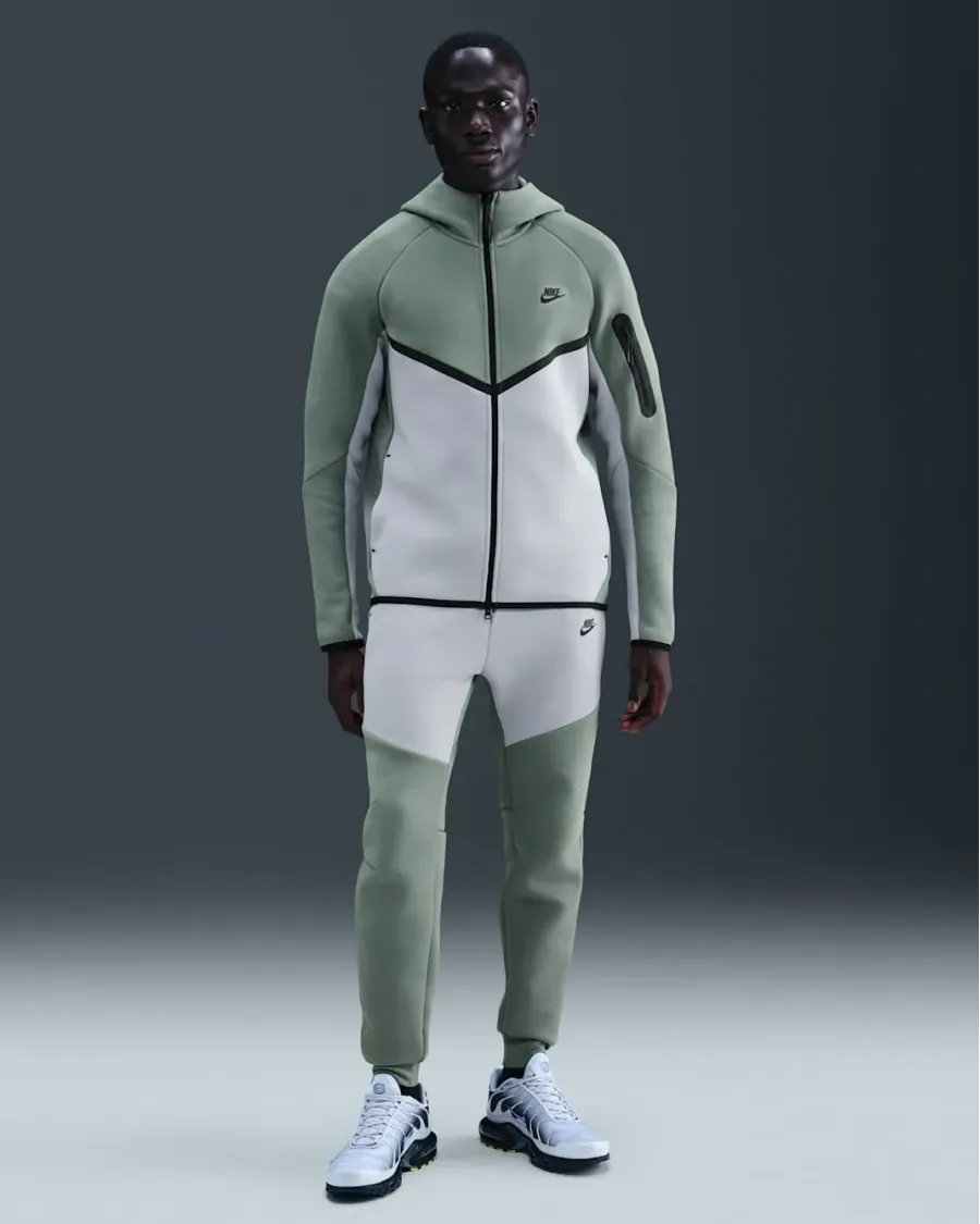 Кофта Nike Tech Full-Zip Windrunner HV0949-365