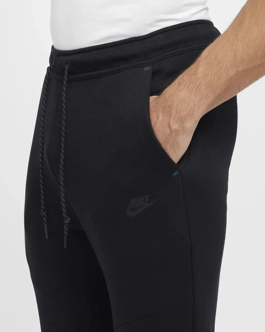 Спортивні штани Nike Sportswear Tech Fleece HV0959-010