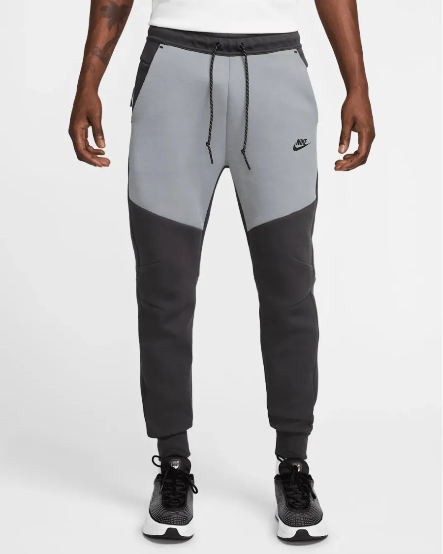 Спортивні штани Nike Sportswear Tech Fleece HV0959-061
