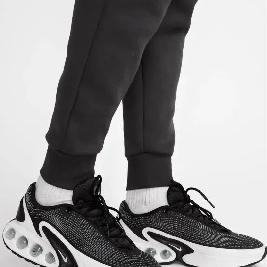 Спортивні штани Nike Sportswear Tech Fleece HV0959-061