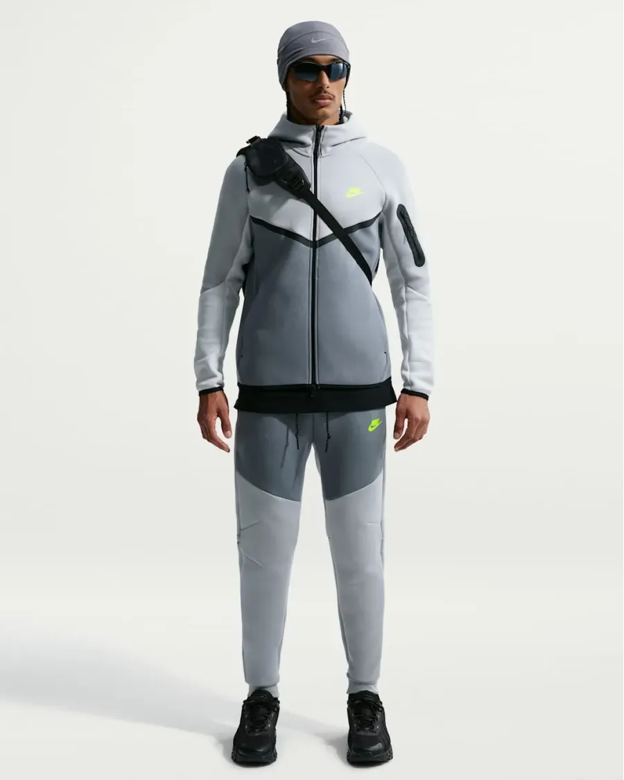 Спортивні штани Nike Sportswear Tech Fleece HV0959-077