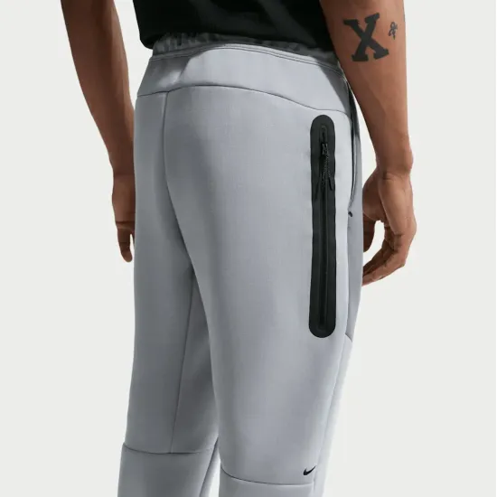 Спортивні штани Nike Sportswear Tech Fleece HV0959-077