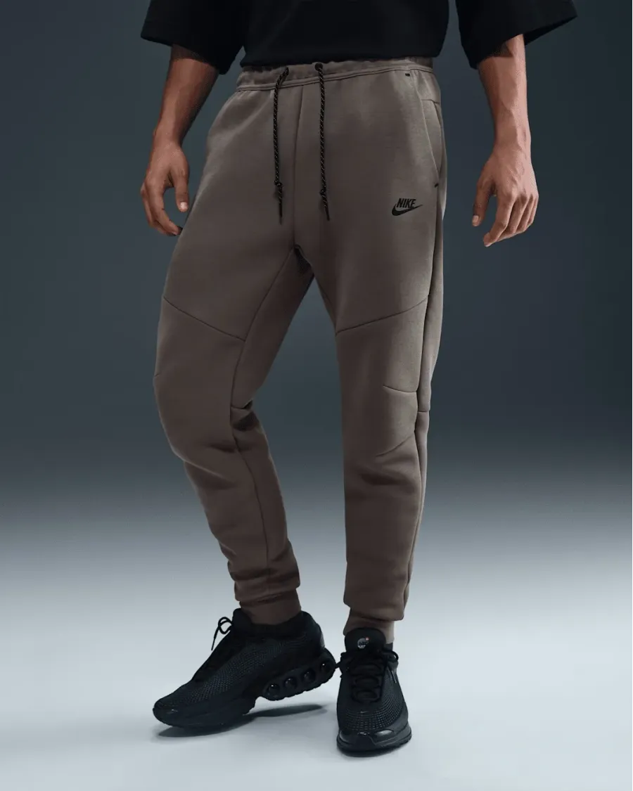 Спортивні штани Nike Sportswear Tech Fleece HV0959-289