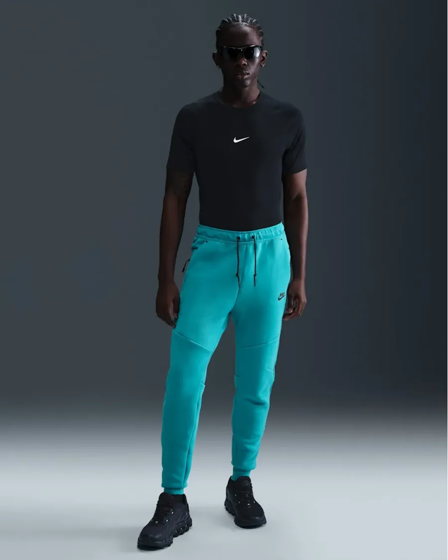 Спортивні штани Nike Sportswear Tech Fleece HV0959-345