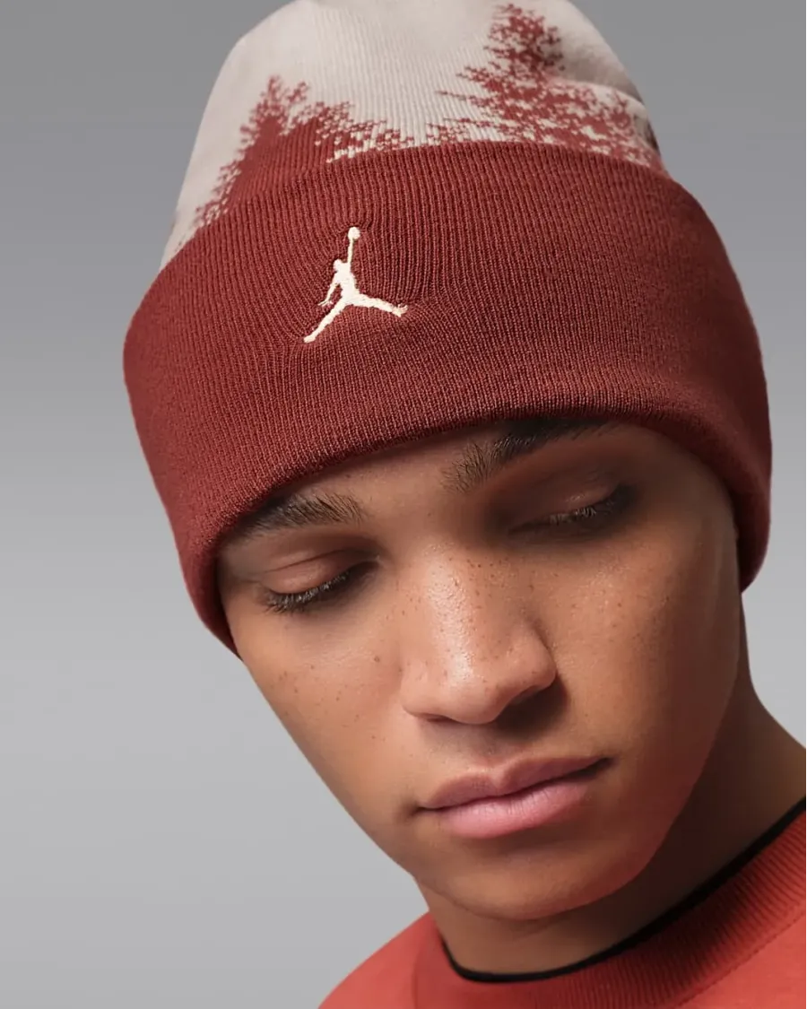 Шапка Nike Air Jordan Peak HV1077-292
