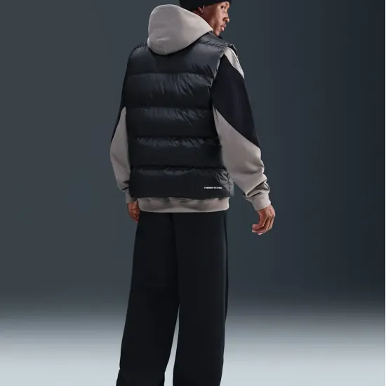 Жилетка Nike Windrunner Statement Down HV1480-010