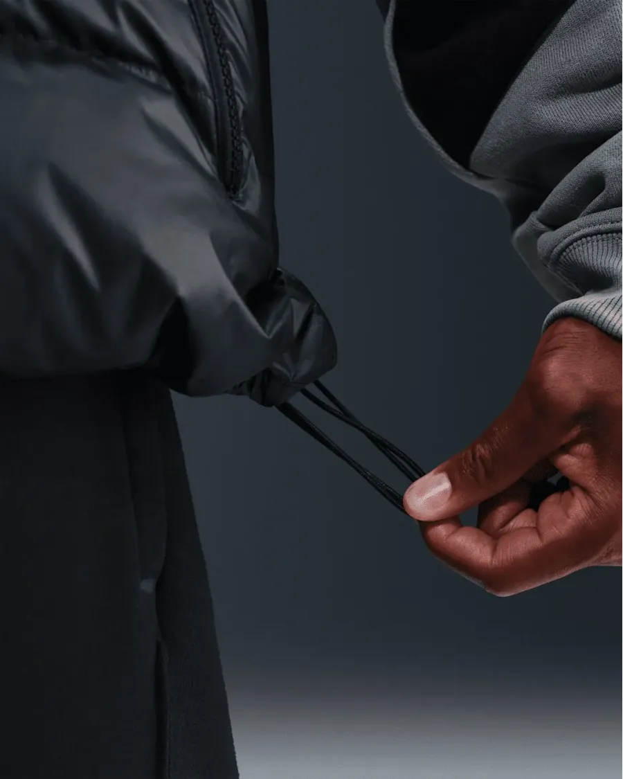 Жилетка Nike Windrunner Statement Down HV1480-010