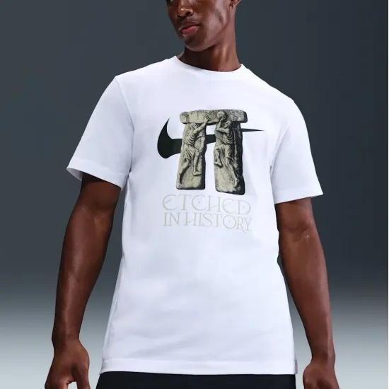 Футболка Nike Etched Tee HV1699-100