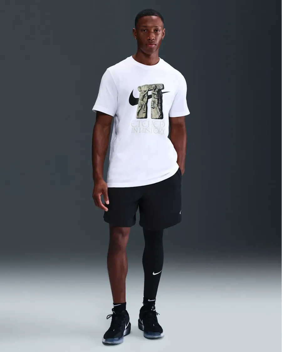 Футболка Nike Etched Tee HV1699-100
