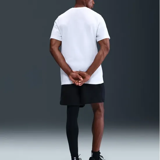 Футболка Nike Etched Tee HV1699-100