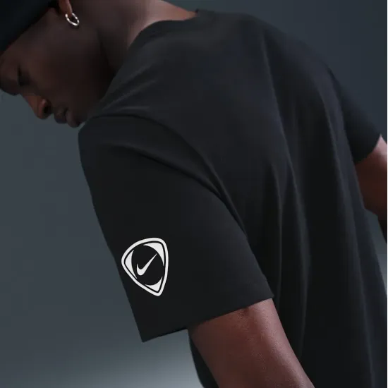 Футболка Nike Total 90 Tee HV1709-010