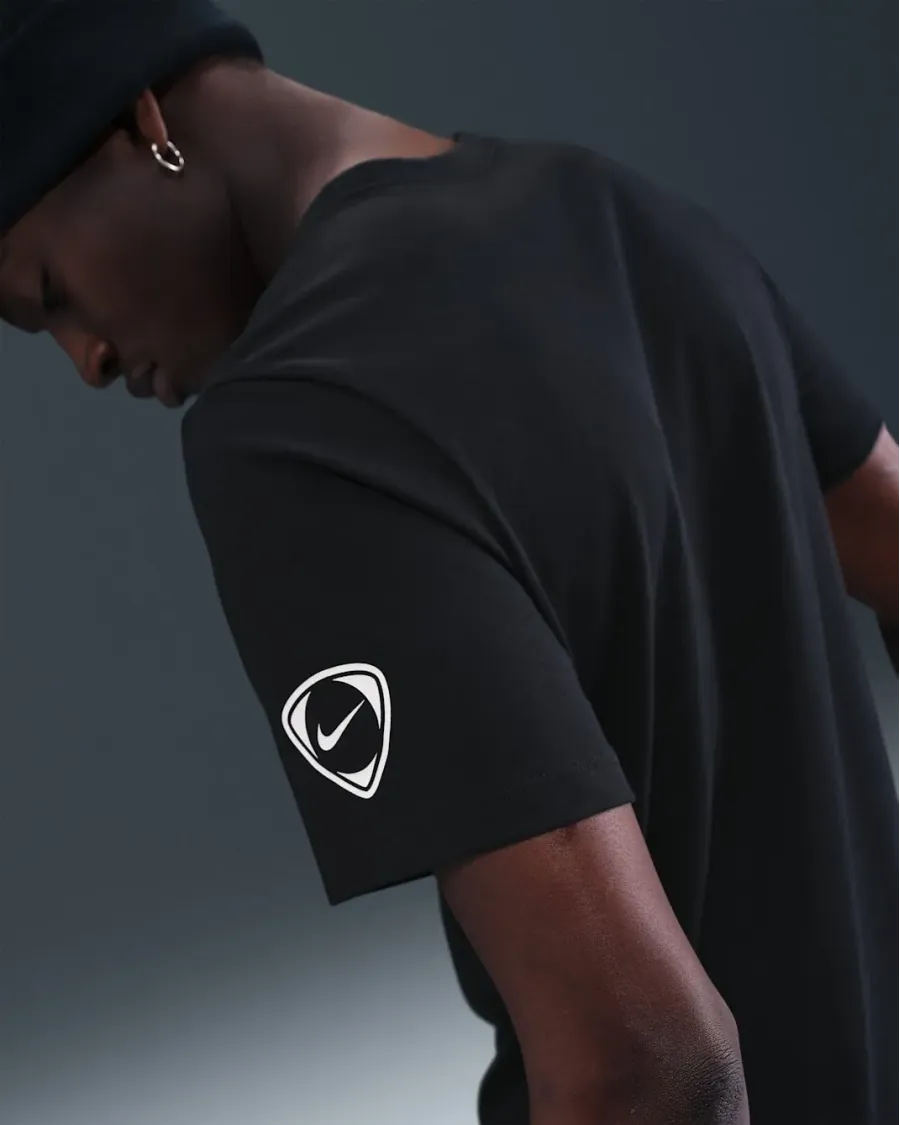 Футболка Nike Total 90 Tee HV1709-010