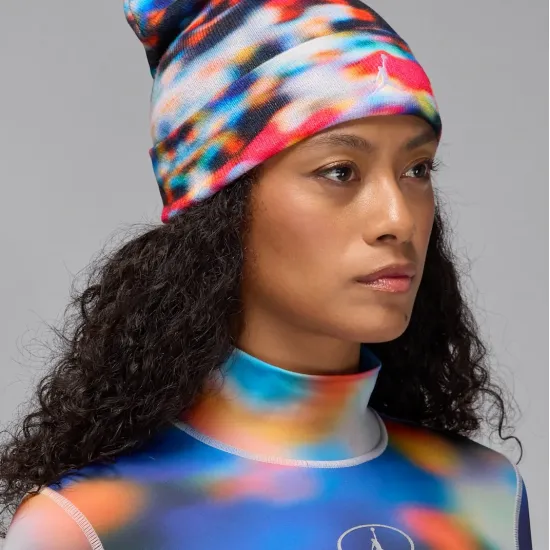 Шапка Nike Air Jordan Peak Essential Mountainside Beanie HV2047-100
