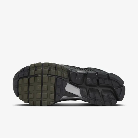 Кросівки Nike Zoom Vomero 5 HV2527-001
