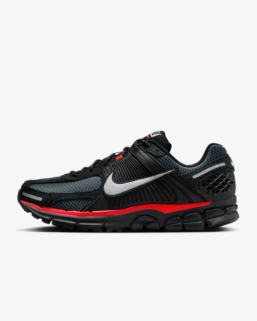 Кросівки Nike Zoom Vomero 5 HV2527-002