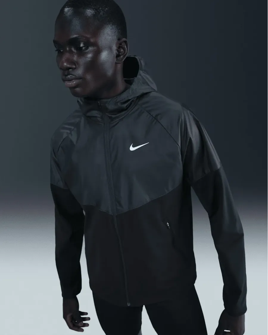 Вітровка Nike Miler Repel Winterized HV2669-010