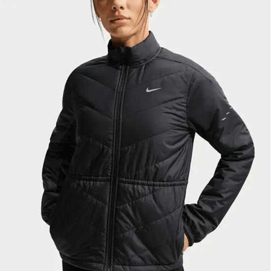 Куртка Nike Swift Therma-FIT Running HV2744-010
