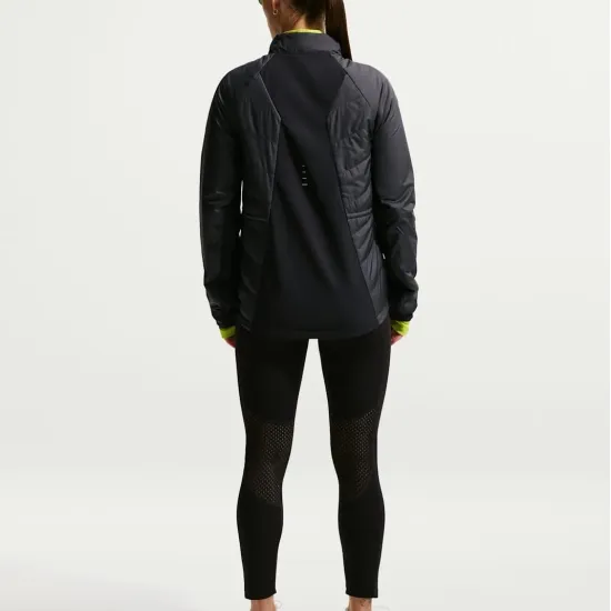 Куртка Nike Swift Therma-FIT Running HV2744-010