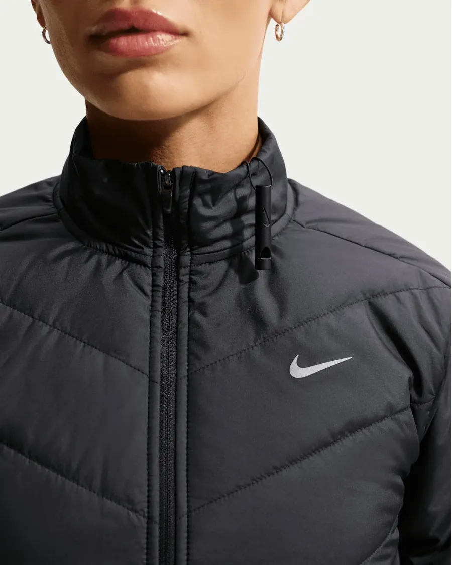 Куртка Nike Swift Therma-FIT Running HV2744-010