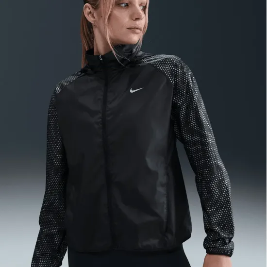 Куртка Nike Tempo Flash Repel Running HV2985-010