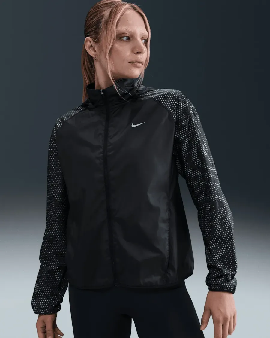 Куртка Nike Tempo Flash Repel Running HV2985-010