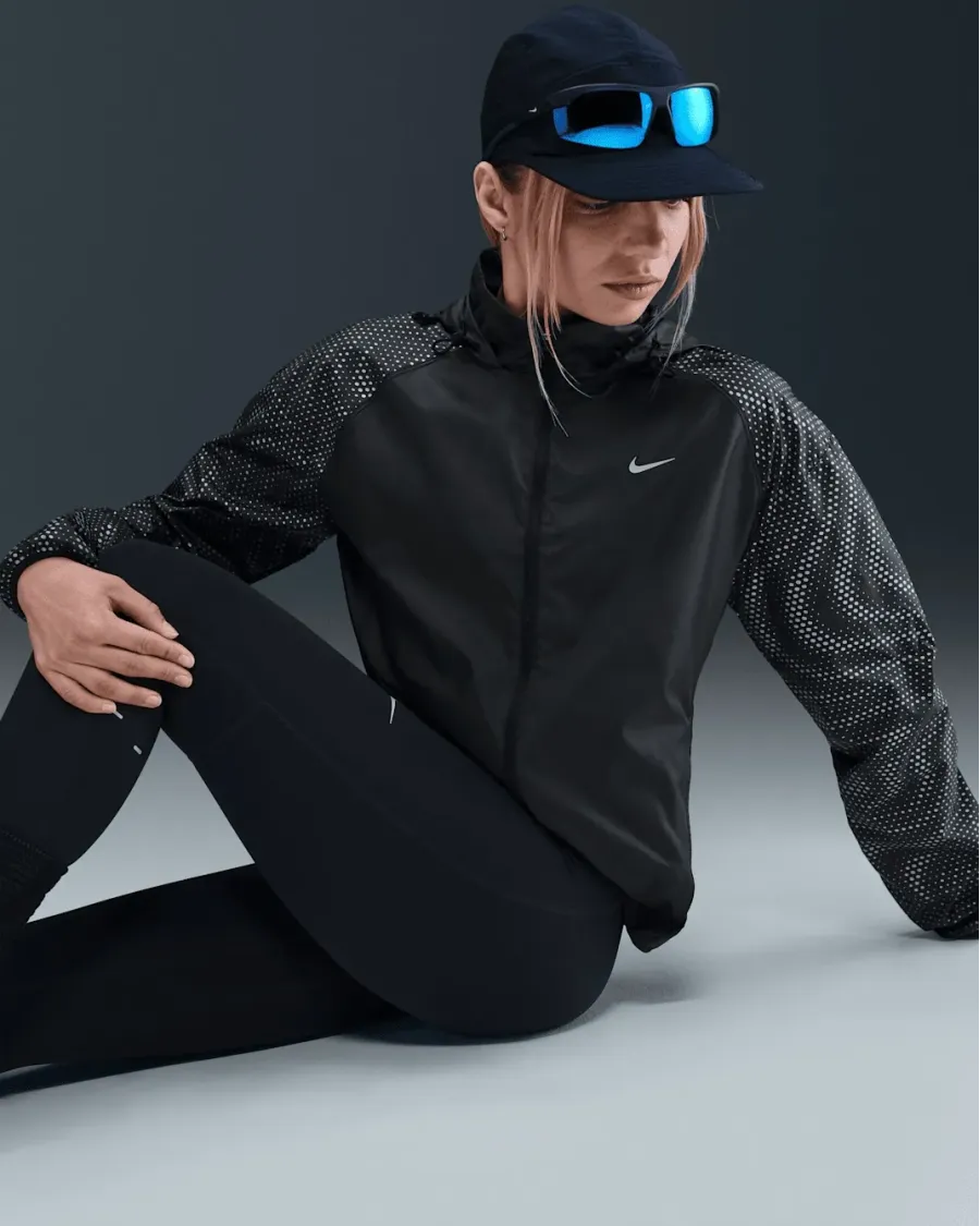 Куртка Nike Tempo Flash Repel Running HV2985-010