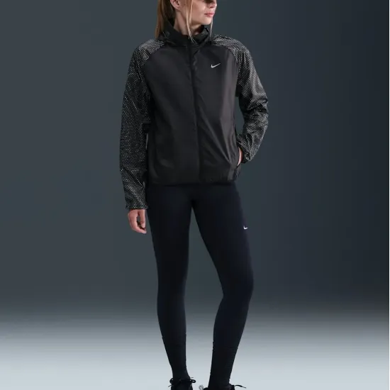 Куртка Nike Tempo Flash Repel Running HV2985-010