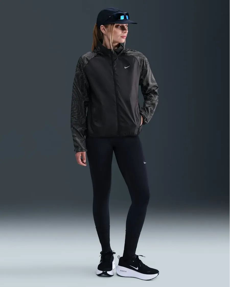 Куртка Nike Tempo Flash Repel Running HV2985-010