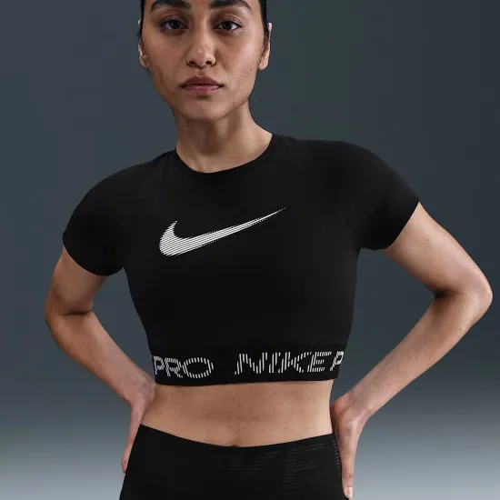 Топ Nike Pro Dri‑FIT Short‑Sleeve Cropped Graphic HV3673-010