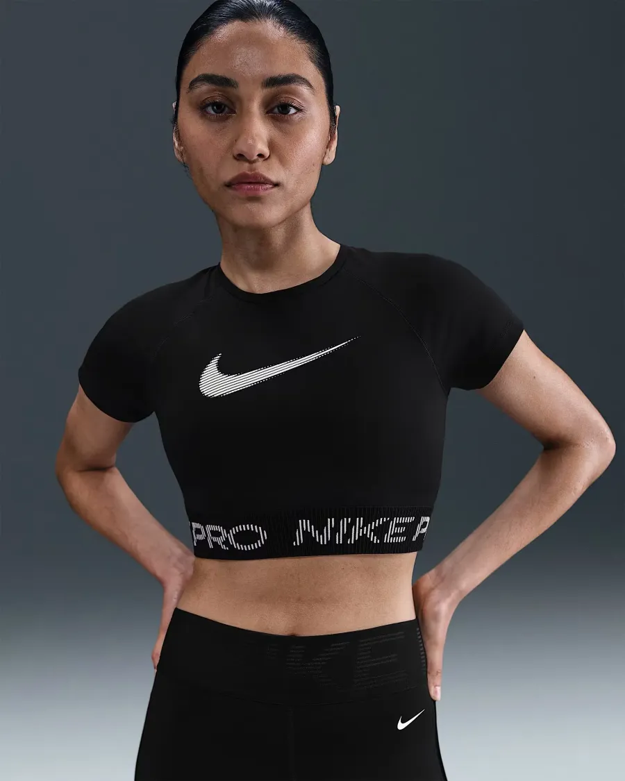 Топ Nike Pro Dri‑FIT Short‑Sleeve Cropped Graphic HV3673-010